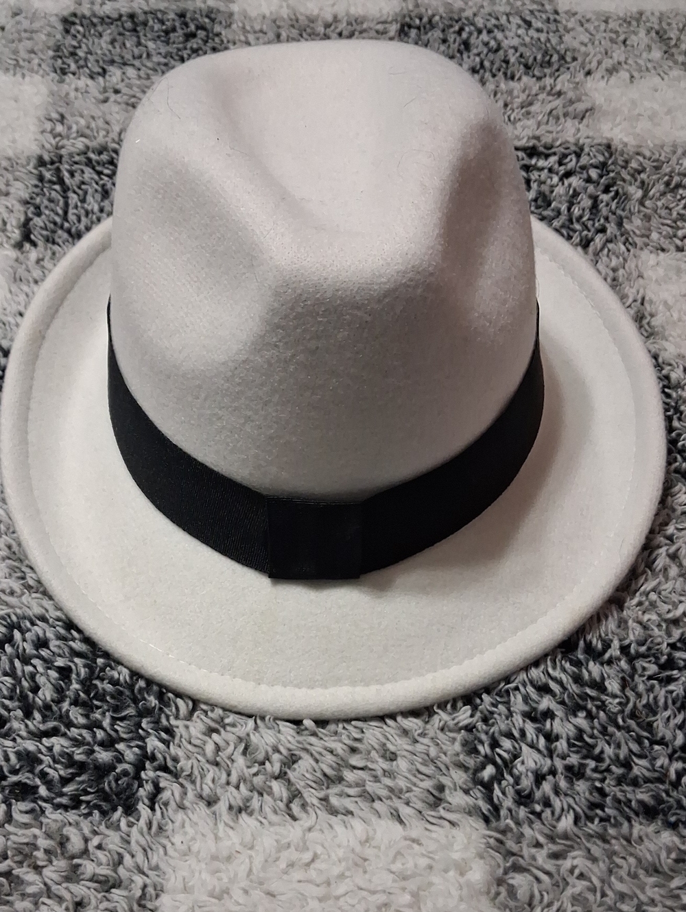 White Cotton Poly Blend/Felt Fedora with Black Band